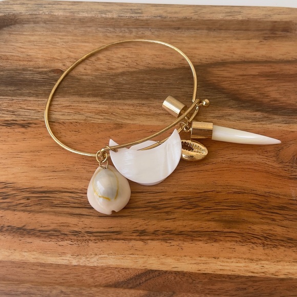 Brand new zara Bohemian bracelet for beach wear & party - Picture 2 of 3